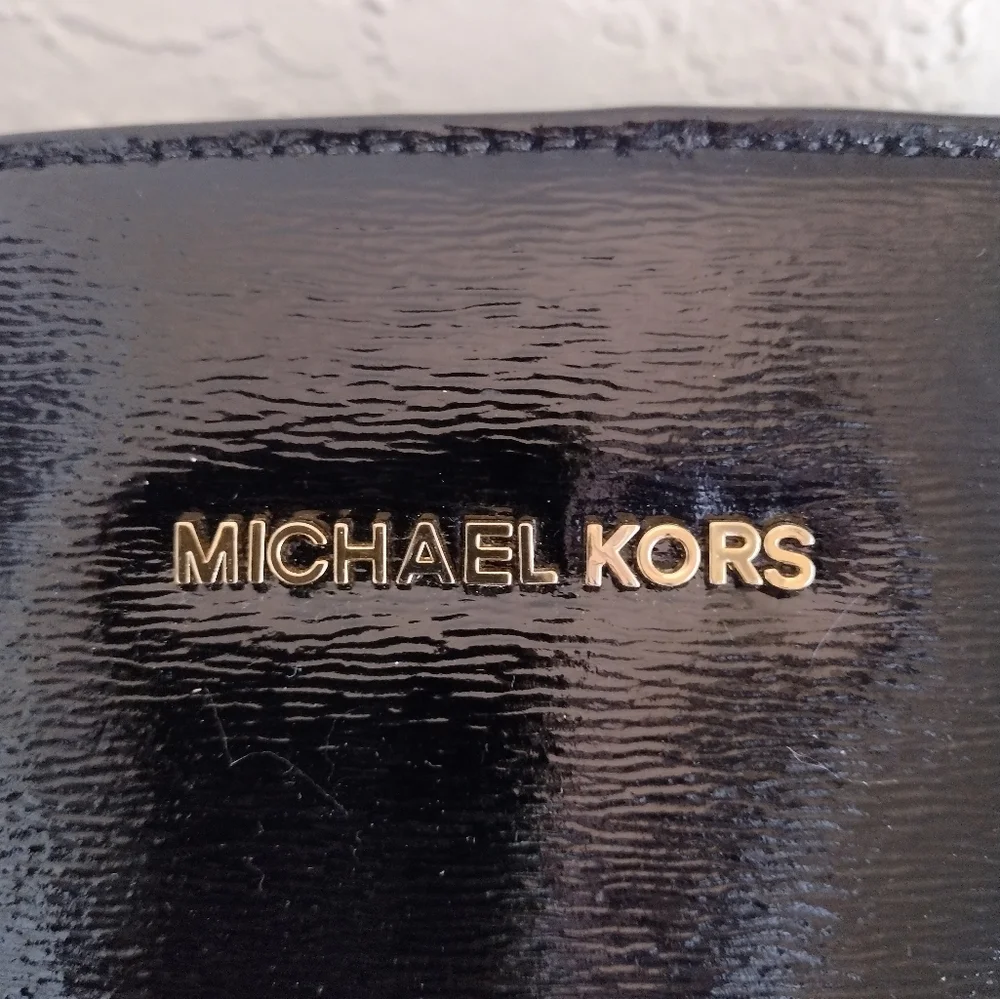 Michael Kors Selma Satchel Patent Leather Black Crossbody Bag - Picture 4 of 12